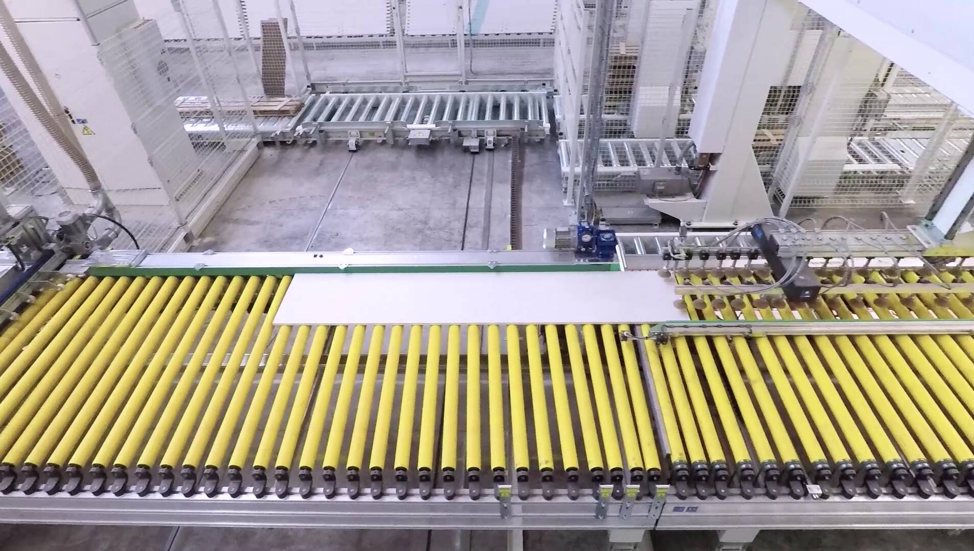 Automatiseringsystemen - Machines voor automatische systemen - mahros conveyors